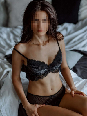 Марина, 30 лет, грудь 2 размера, рост 158 см, вес 54 кг